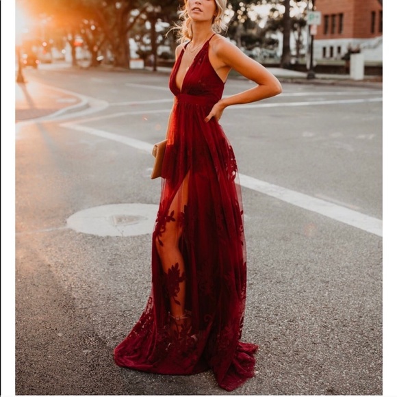 Last 1 5⭐️ VICI /ANTONIA/ Lace Backless Maxi Dress - Picture 2 of 8